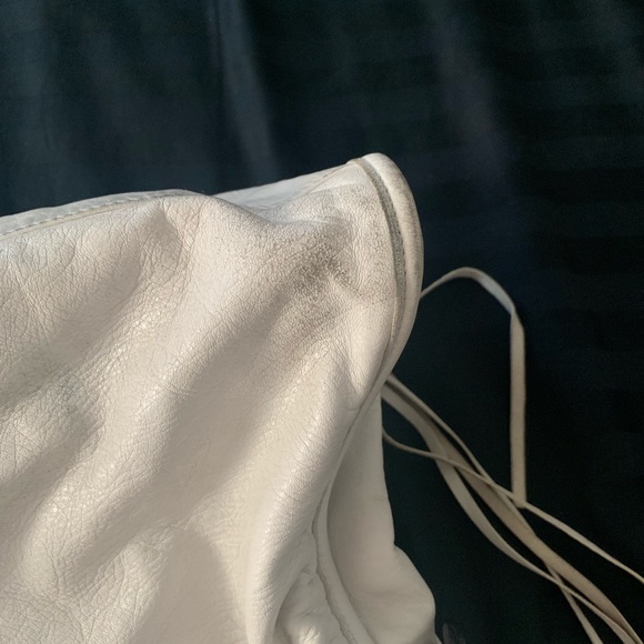 Authentic Off White Classic City Balenciaga - Picture 6 of 8